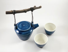 Load image into Gallery viewer, Blue crackle teapot set
